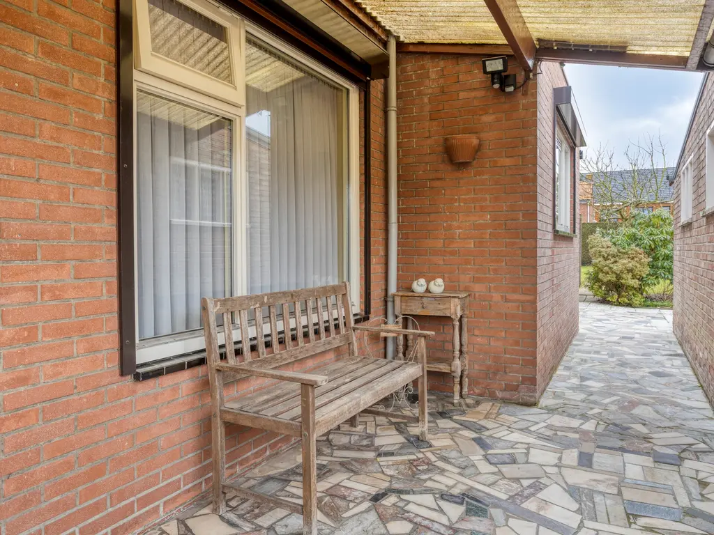 Kerkstraat 25, Clinge