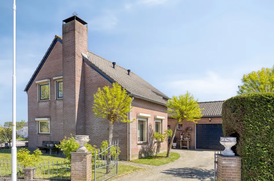 Kerkstraat 27