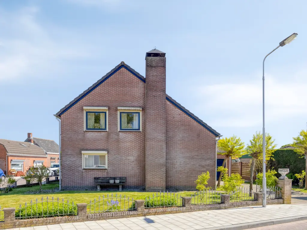 Kerkstraat 27, Vogelwaarde