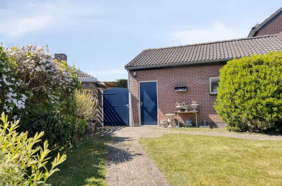 Kerkstraat 27