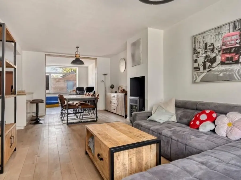 Liniestraat 303, Hulst