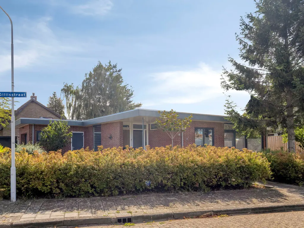 Gillisstraat 2, Sas Van Gent