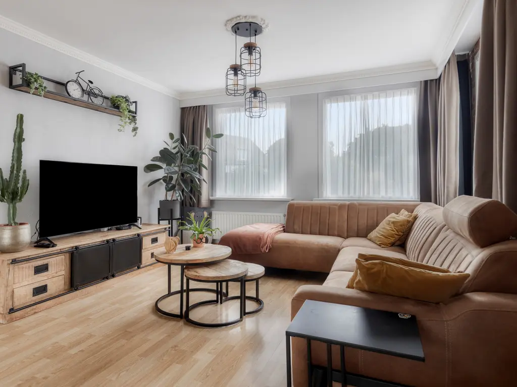 Irisstraat 13, Graauw