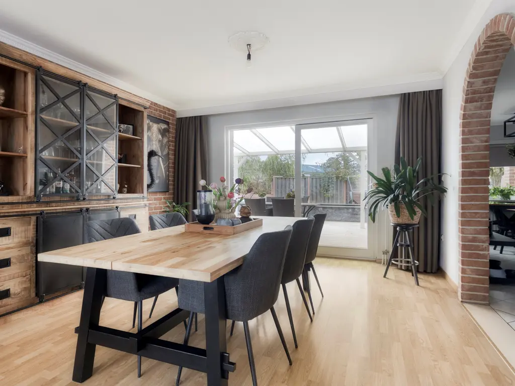 Irisstraat 13, Graauw