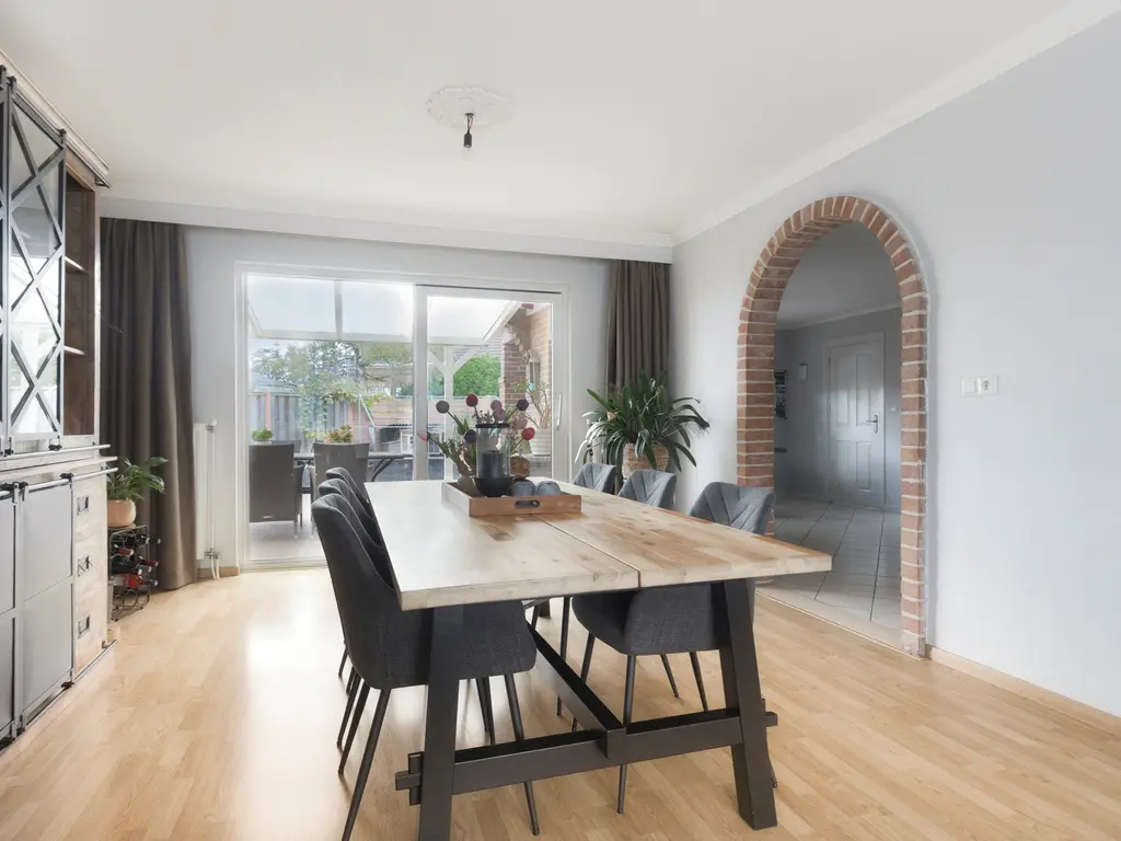 Irisstraat 13, Graauw