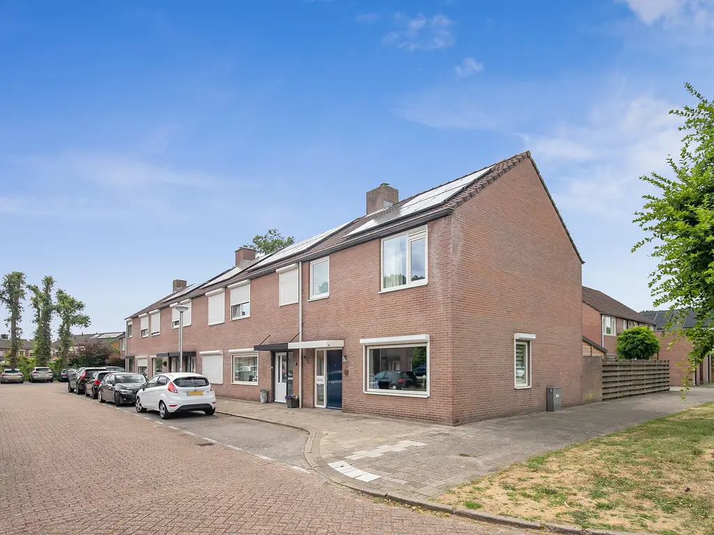 Liniestraat 32, Hulst