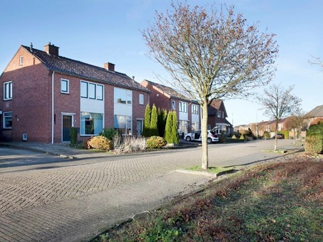 Van Loostraat 15, Ootmarsum