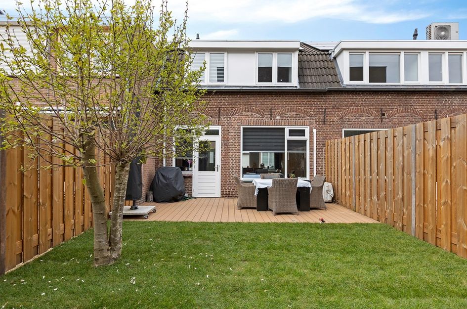 Hoogstraat 383