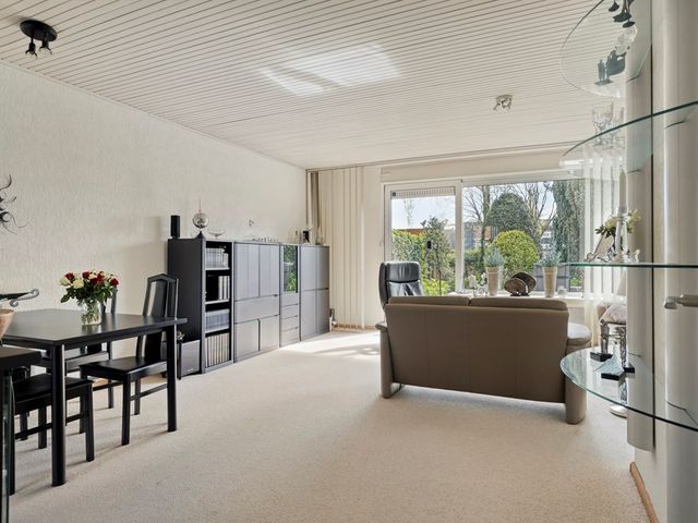 Harseveld 11, Zwijndrecht