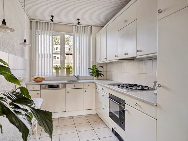 Harseveld 11, Zwijndrecht