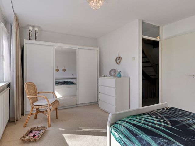 Harseveld 11, Zwijndrecht