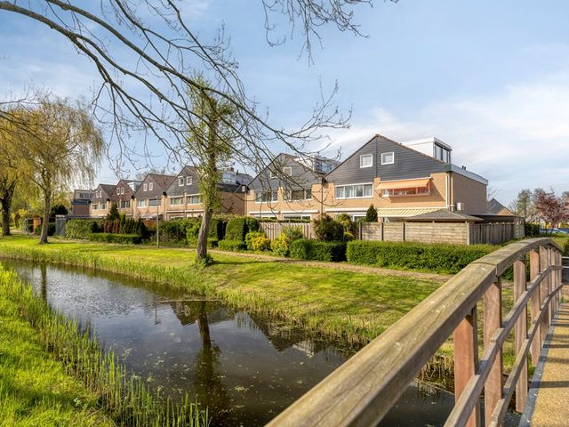Harseveld 11, Zwijndrecht