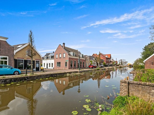 Commandeurskade 11, Maasland