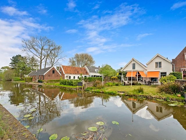 Commandeurskade 11, Maasland