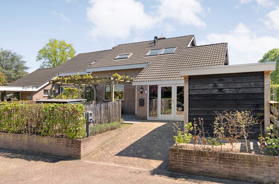 De Ooster Esch 16a