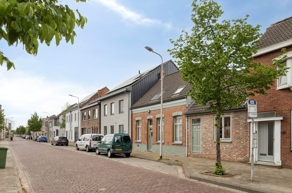 Hulsterloostraat 121