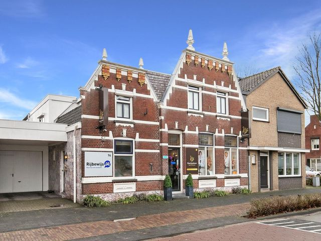 Hoofdstraat 96, Rijen