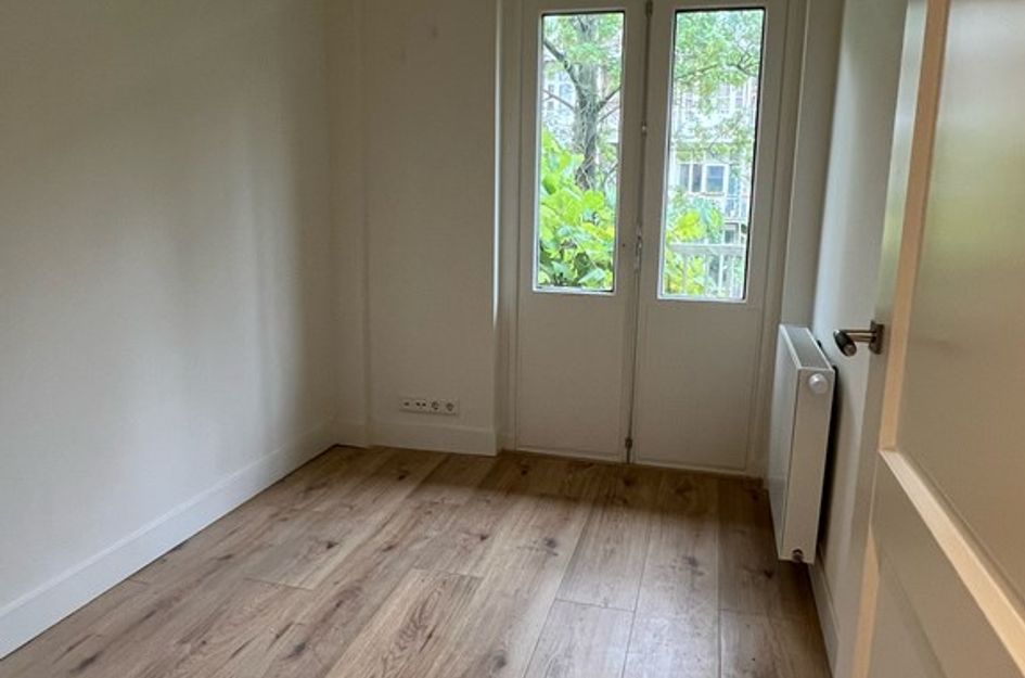Eerste Helmersstraat 225 1