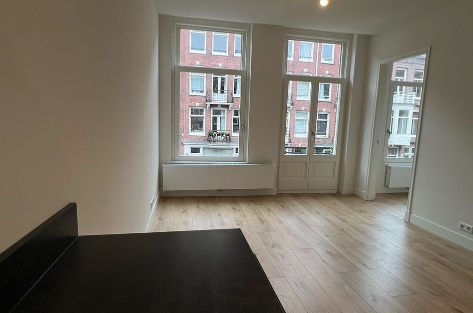 Eerste Helmersstraat 225 1