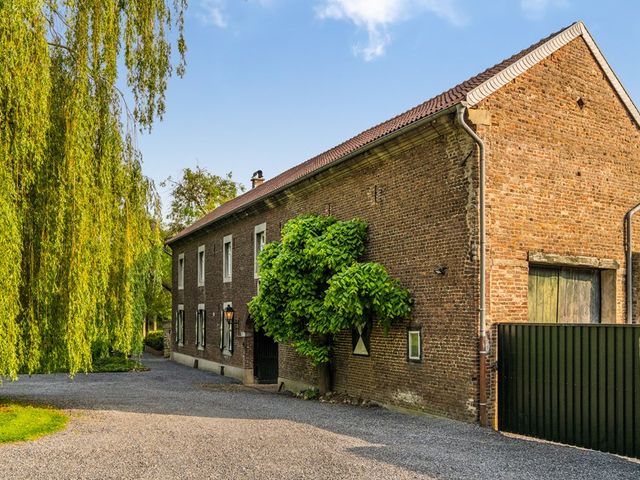 Esschenweg 111, Heerlen