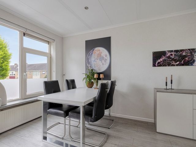 Dahliastraat 204, Zwijndrecht