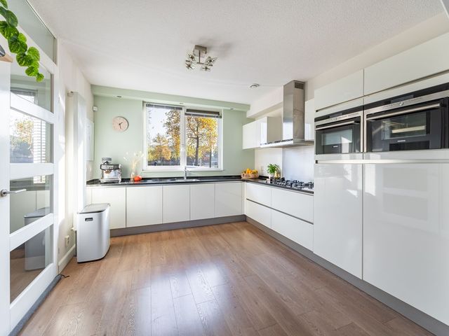 Vlietpolderstraat 12, 's-Gravenhage