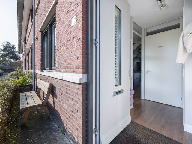 Vlietpolderstraat 12, 's-Gravenhage