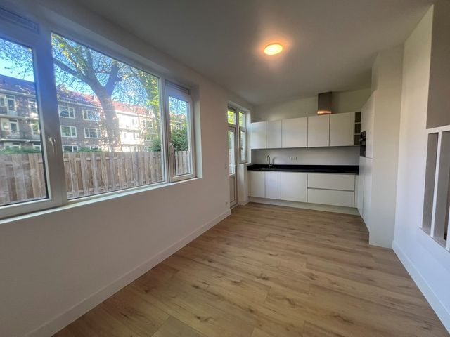 Brussestraat 16A, Rotterdam