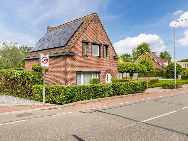Maasbrachterweg 55, Echt
