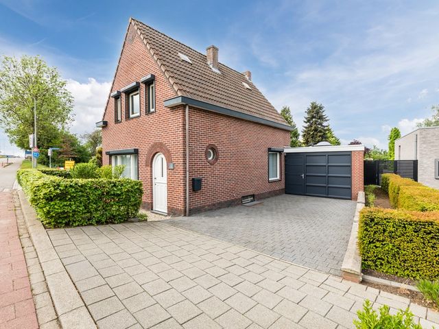 Maasbrachterweg 55, Echt