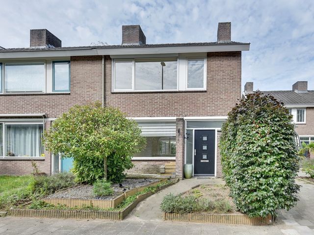 Generaal de Carislaan 13, Eindhoven