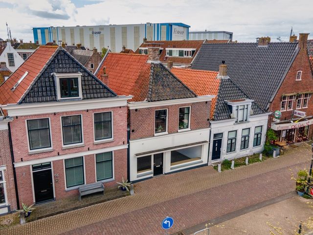 Markt 12, Makkum