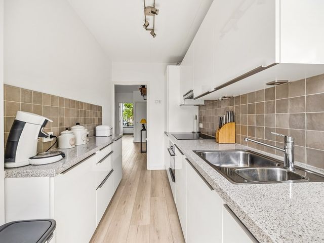 Smaragdhorst 393, 's-Gravenhage
