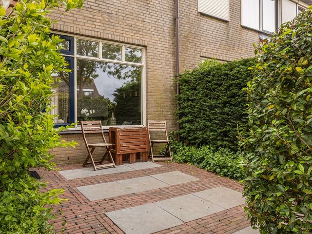Pastoor Kwakmanlaan 69, Rijpwetering
