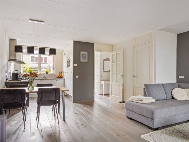 Pastoor Kwakmanlaan 69, Rijpwetering