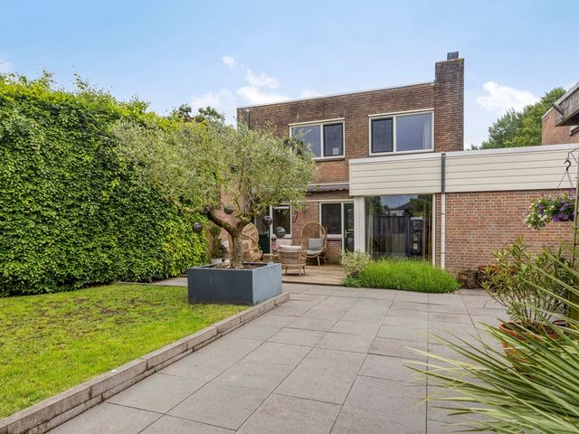 Hertogshoef 75, Raamsdonksveer