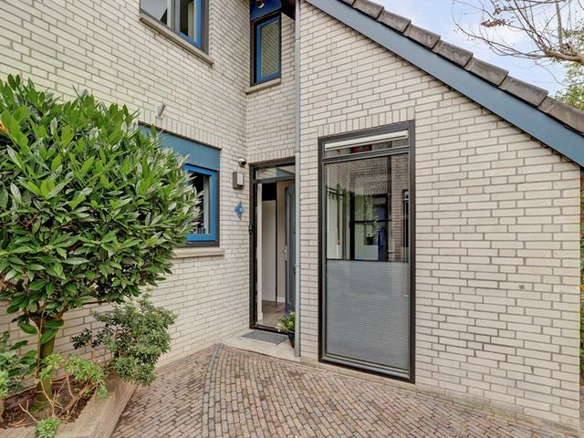 Breedspoor 66, Capelle aan den IJssel