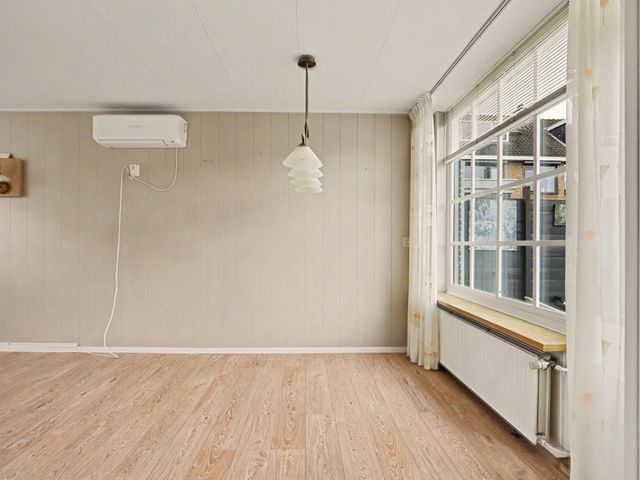 Van Oldenbarneveltstraat 2, Alblasserdam