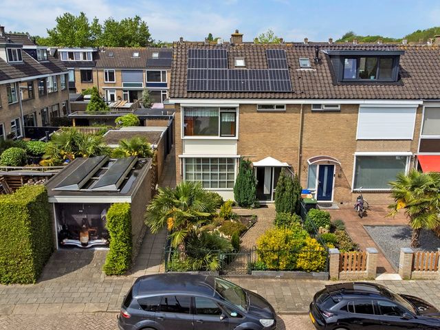 Van Oldenbarneveltstraat 2, Alblasserdam