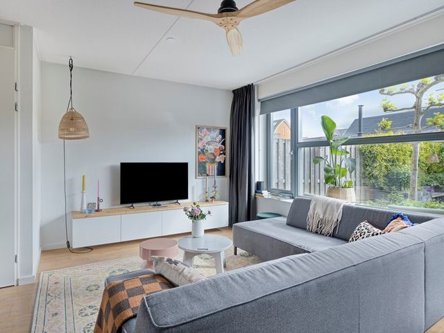 Magnolia 25, Brandwijk