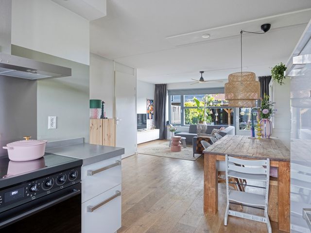 Magnolia 25, Brandwijk