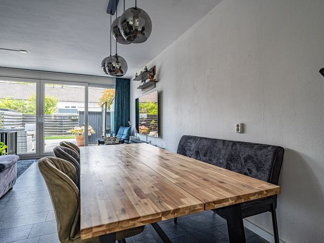 Oude Vlie 92, Emmeloord