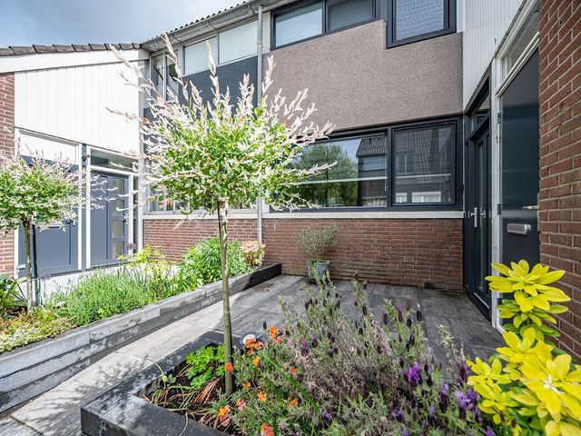 Oude Vlie 92, Emmeloord