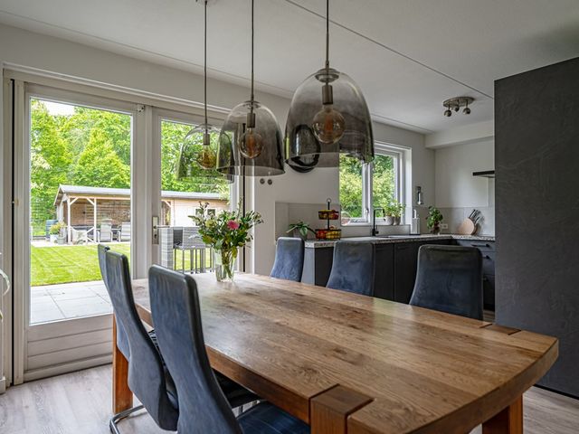 Visarend 4, Tollebeek