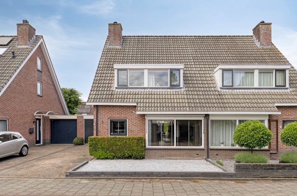 Debussystraat 4
