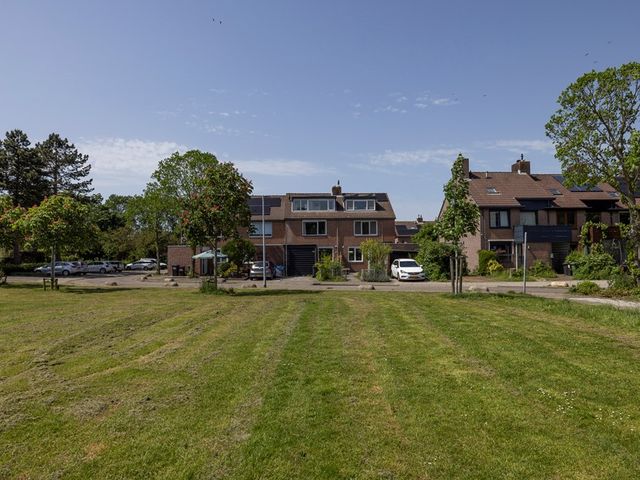 Mient 56, Vijfhuizen