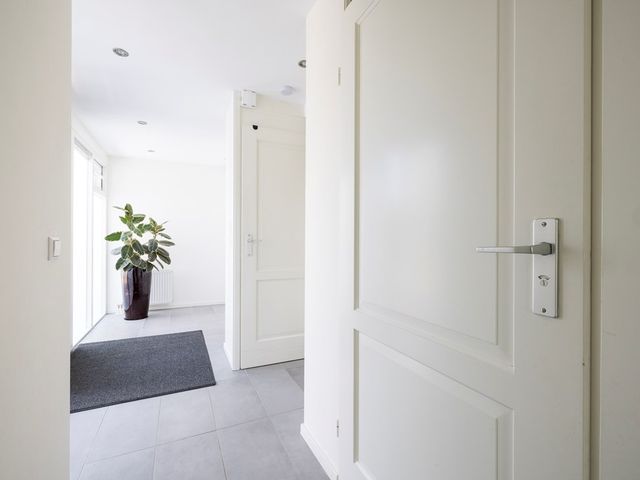 Mient 56, Vijfhuizen