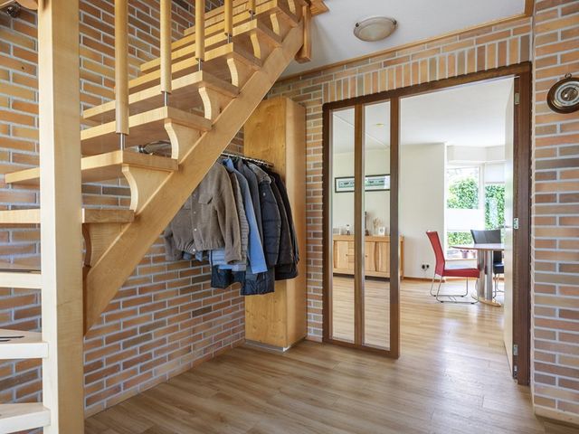 Zuiderbuuren 5, Marum