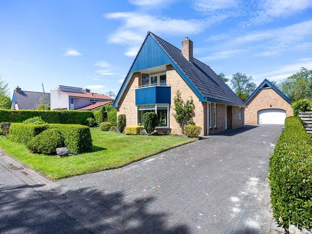Zuiderbuuren 5, Marum