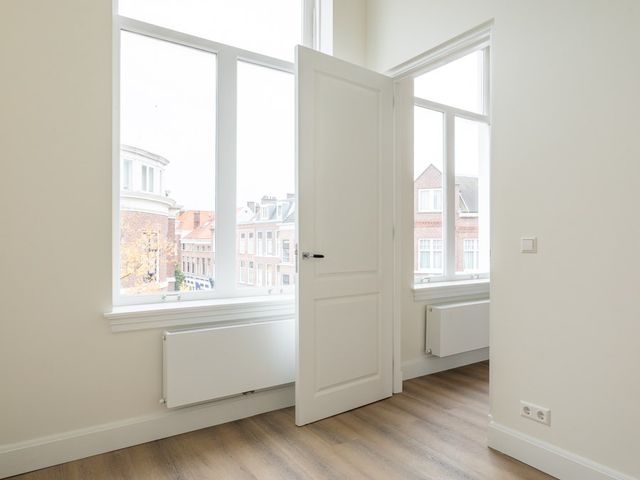Javastraat 102A1, 's-Gravenhage